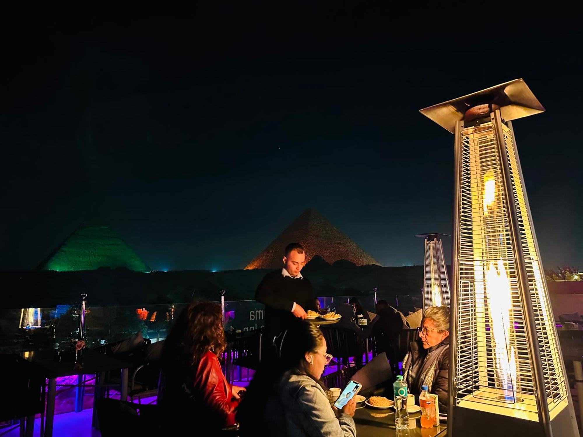 ホテル Panorama View Pyramids Kafret el-Gabal エクステリア 写真