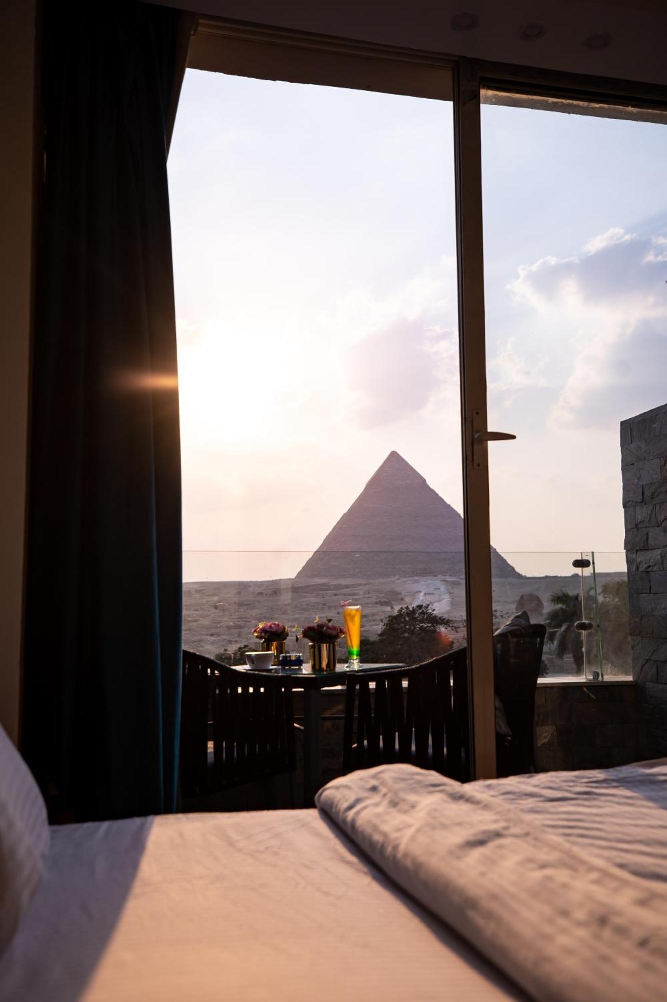 ホテル Panorama View Pyramids Kafret el-Gabal エクステリア 写真