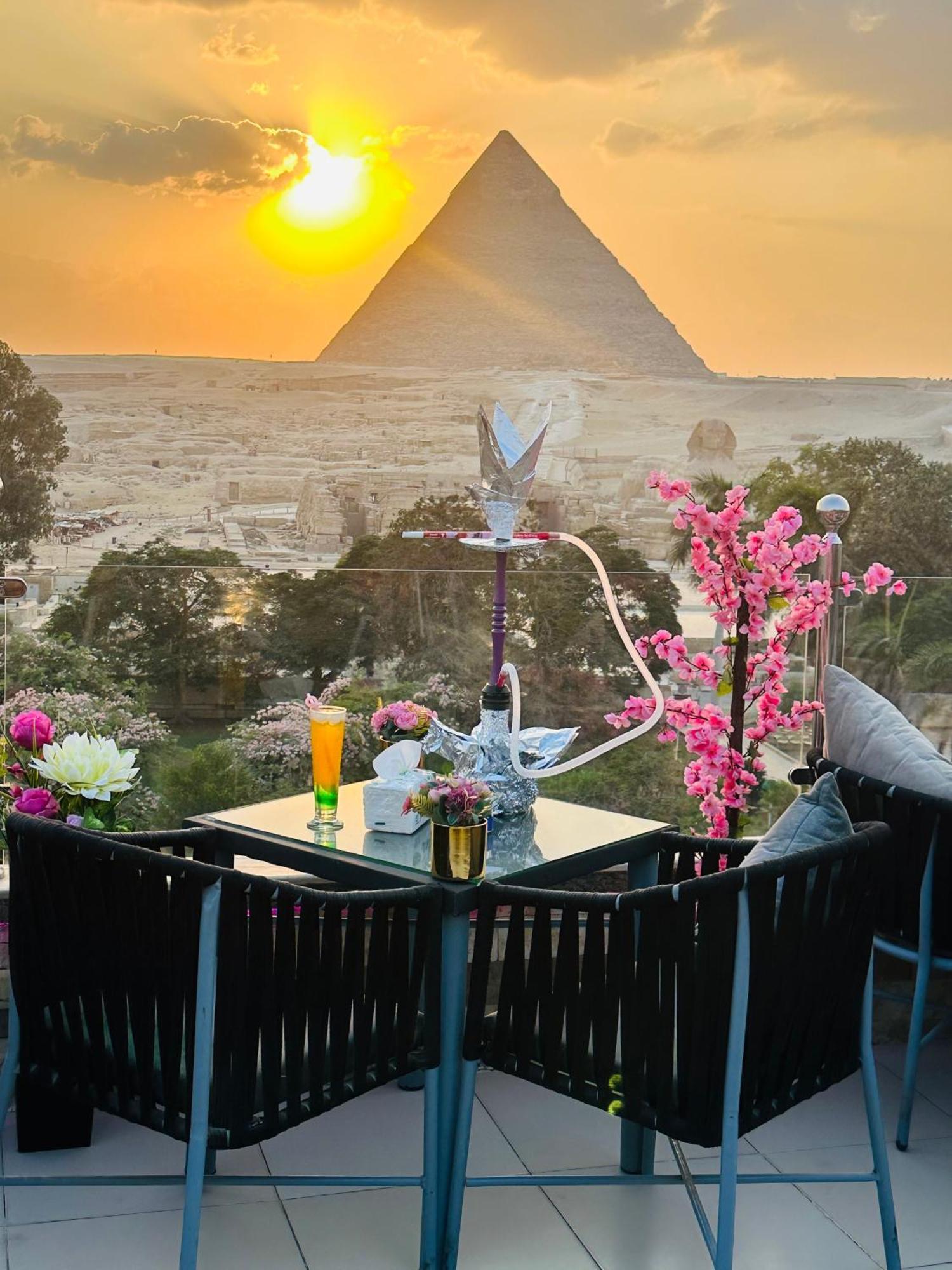 ホテル Panorama View Pyramids Kafret el-Gabal エクステリア 写真